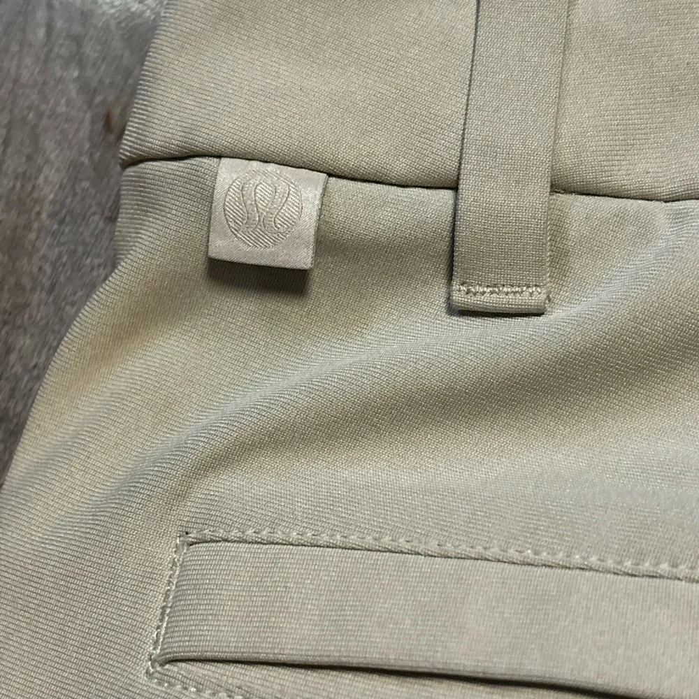 Lululemon ABC Pants Men’s 36x30 Beige Khaki Warpstreme Stretch Golf Casual - Picture 5 of 8